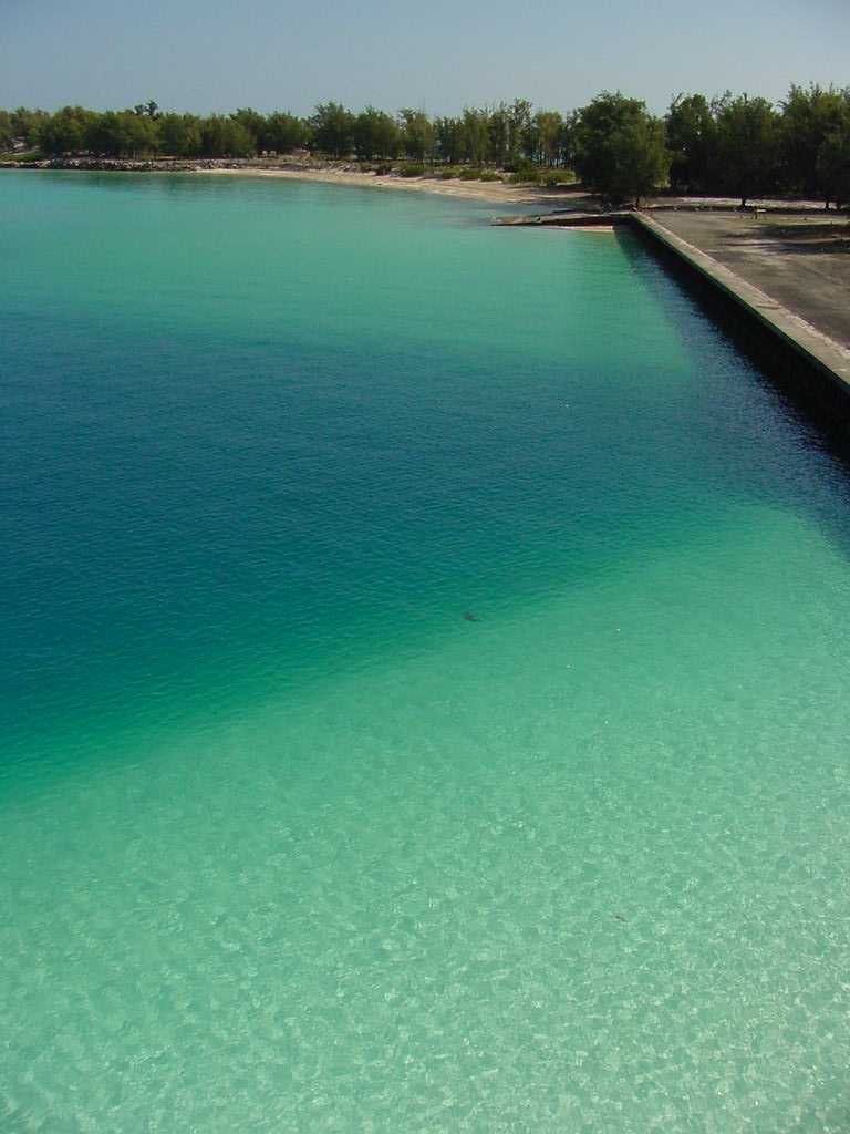 Lagoon_SeaWall_HiView - Midway Island